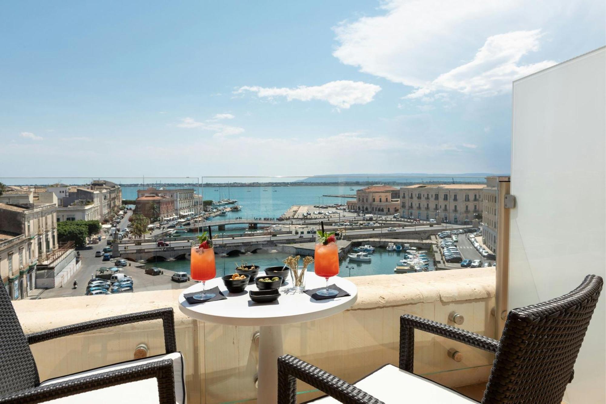 ออร์เตีย ลักชัวรี พาเลซ Hotel Syracuse ภายนอก รูปภาพ